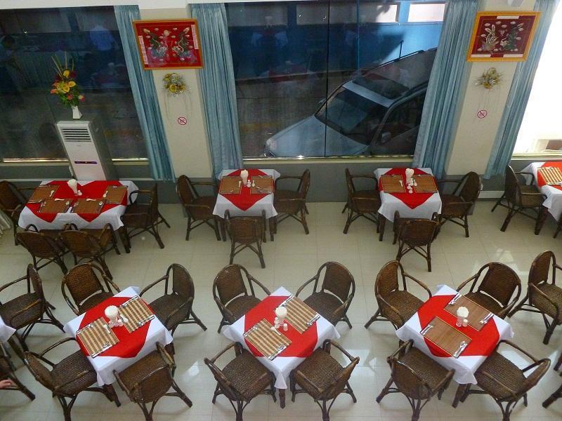 Diamond Crown Hotel Gyogon Zewnętrze zdjęcie
