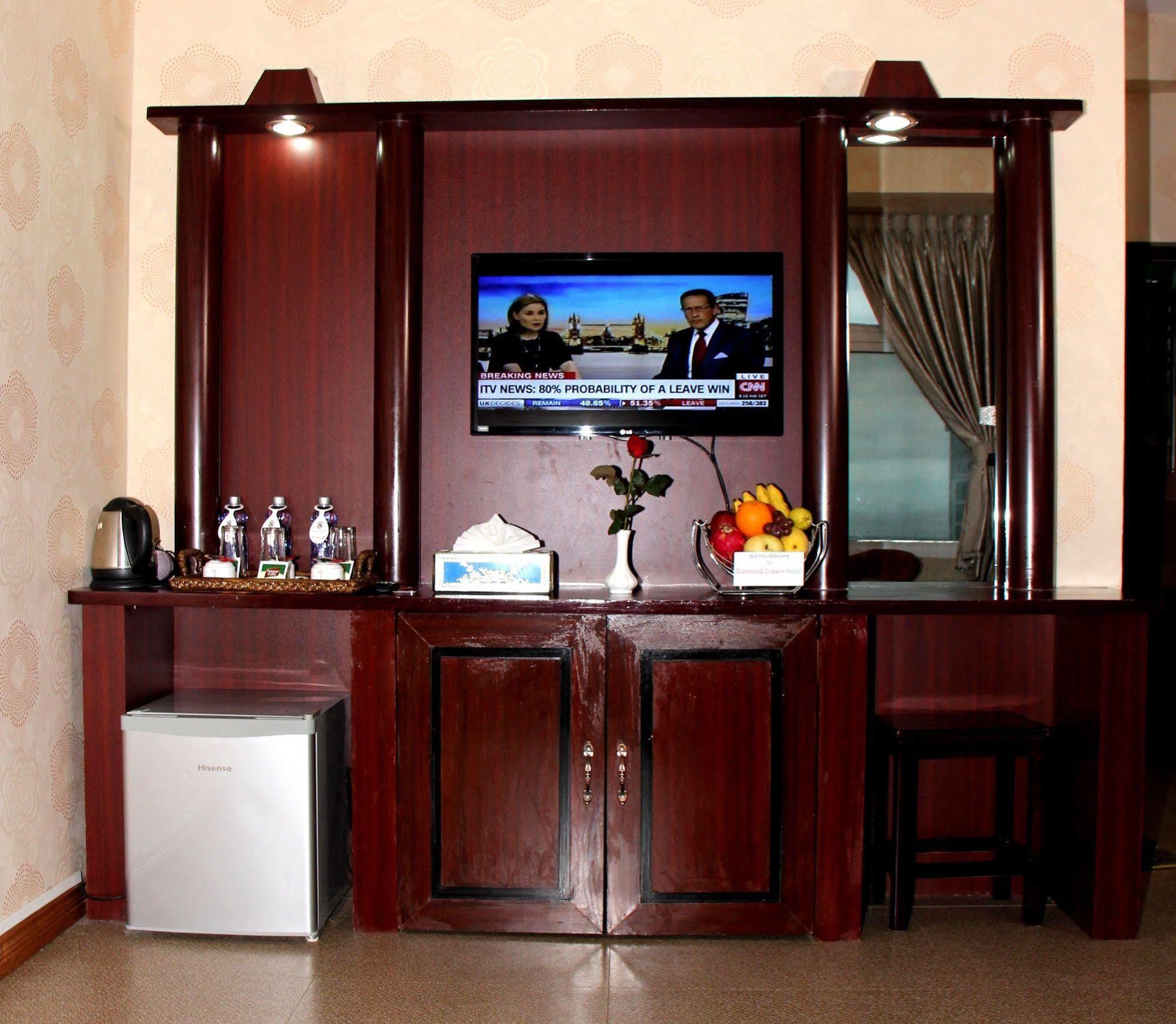 Diamond Crown Hotel Gyogon Zewnętrze zdjęcie
