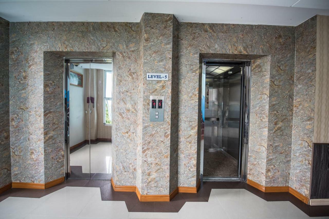 Diamond Crown Hotel Gyogon Zewnętrze zdjęcie